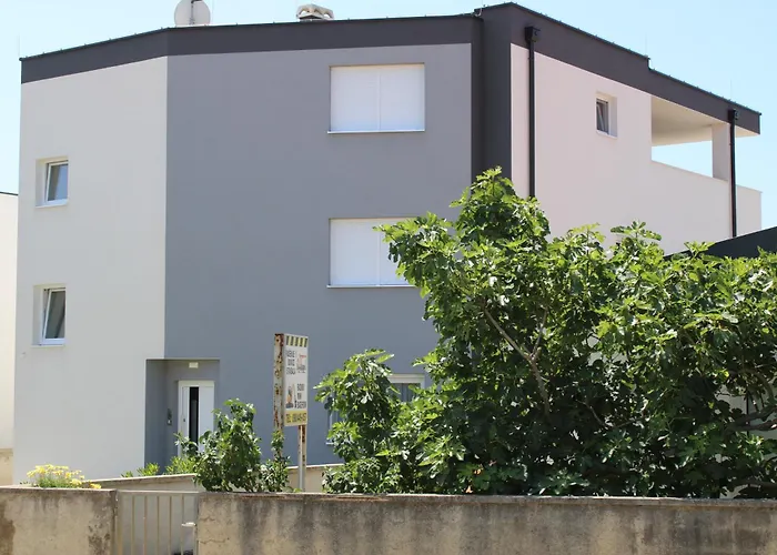 Villa Seven
